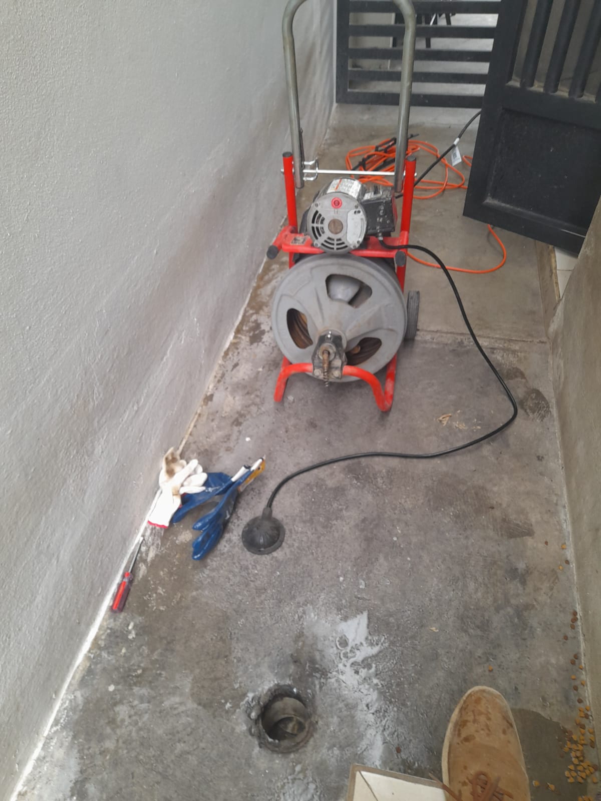 Equipo real utilizado por DESTAPA YA